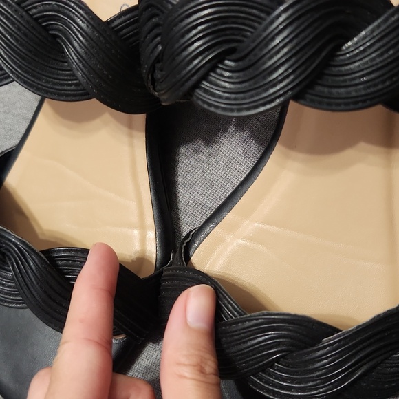 LONDON FOG Cally Vegan Faux Leather Black Kitten Heels Sandals Slippers Shoes - Picture 14 of 16